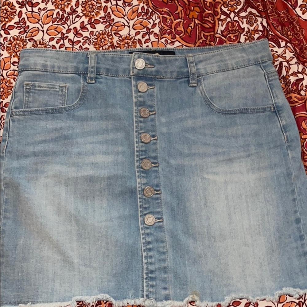 Denim skirt